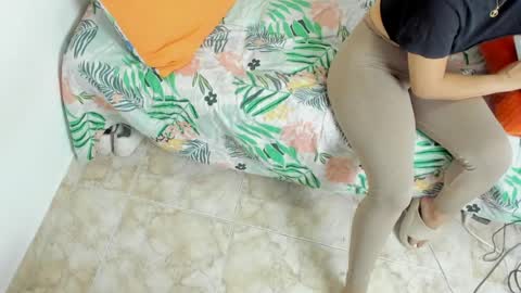 nicole santana online show from April 8, 2026, 5:29 am