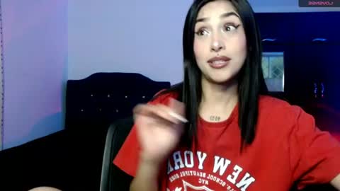 Nicole online show from June 12, 2026, 12:42 am