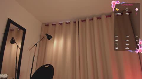 Nicol  online show from March 1, 2025, 7:04 pm