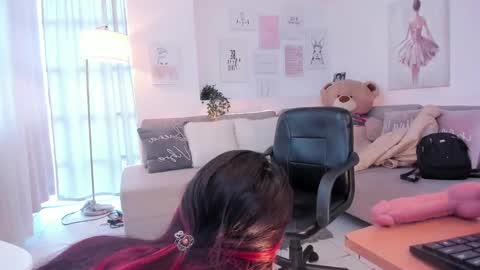 Snapshot of nicolle_foxy chatting on February 25, 2025, 7:58 pm Nicolle online show from February 25, 2025, 7:58 pm
