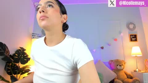 Nicolle Mays online show from February 22, 2025, 1:13 pm