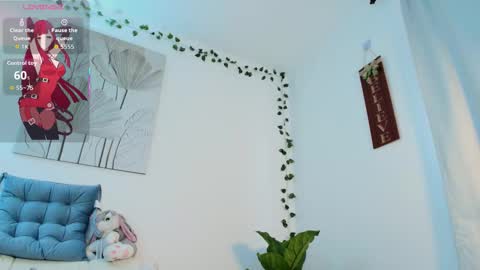 Snapshot of nicolle_swt chatting on September 22, 2025, 1:02 pm Nicolle online show from September 22, 2025, 1:02 pm