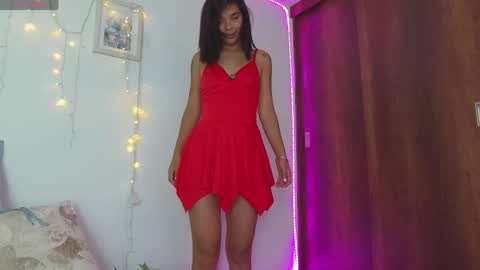 Snapshot of nicolle_swt chatting on May 20, 2026, 11:22 pm Nicolle online show from May 20, 2026, 11:22 pm