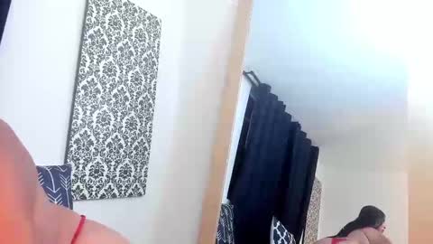 Snapshot of nicollelima chatting on February 14, 2025, 1:23 am Nicolle Lima online show from February 14, 2025, 1:23 am