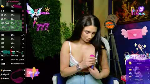 Snapshot of nicollepalmer chatting on June 6, 2026, 2:33 pm Nicolle online show from June 6, 2026, 2:33 pm
