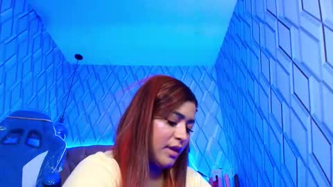 Nicolle Miley online show from November 15, 2025, 1:36 am