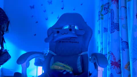 Nicolle Miley online show from March 22, 2026, 8:18 am