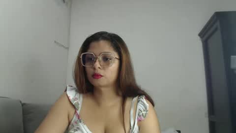 NicollGreen online show from September 27, 2025, 1:49 pm