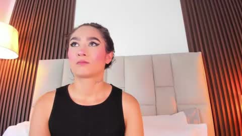 Snapshot of nicolqueen_ chatting on July 10, 2026, 11:24 am NICOL online show from July 10, 2026, 11:24 am