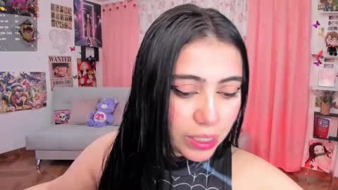 Snapshot of nidrii_07 chatting on February 13, 2025, 4:32 am 900 300 online show from February 13, 2025, 4:32 am