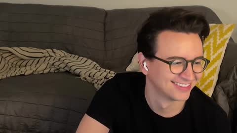 Nigel Hart online show from December 18, 2024, 2:42 am