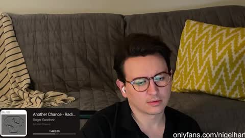 Nigel Hart online show from January 1, 2025, 1:58 am