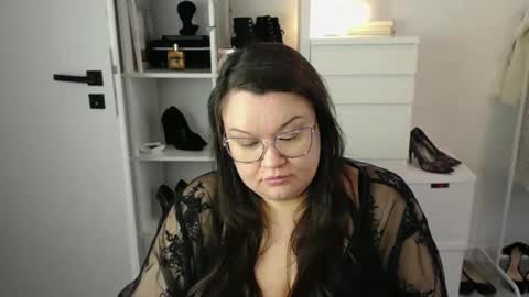 Holly online show from March 31, 2026, 6:58 am