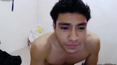 nightwing_01 online show from May 27, 2026, 12:07 am