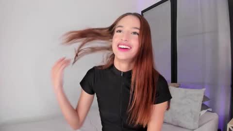 Niicole online show from February 28, 2026, 5:47 pm