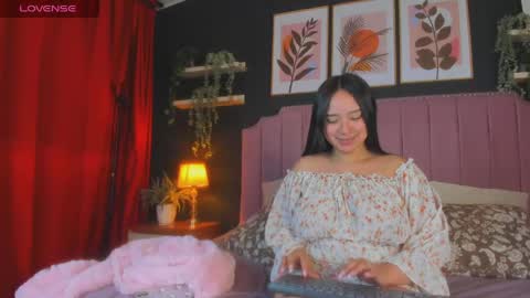 Niky online show from May 11, 2026, 12:33 pm