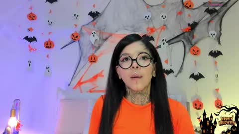 Snapshot of niinaink chatting on October 28, 2025, 11:36 am NINAINK online show from October 28, 2025, 11:36 am