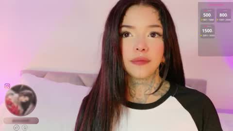 Snapshot of niinaink chatting on November 12, 2025, 1:33 pm NINAINK online show from November 12, 2025, 1:33 pm