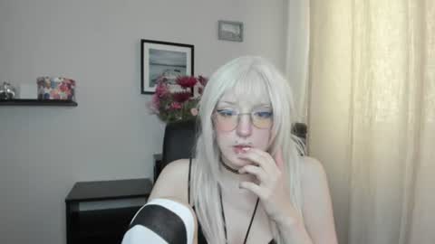 Snapshot of nika_dream1 chatting on June 16, 2026, 1:14 pm Nika online show from June 16, 2026, 1:14 pm