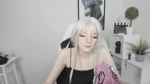 Snapshot of nika_dream1 chatting on July 9, 2026, 1:04 pm Nika online show from July 9, 2026, 1:04 pm