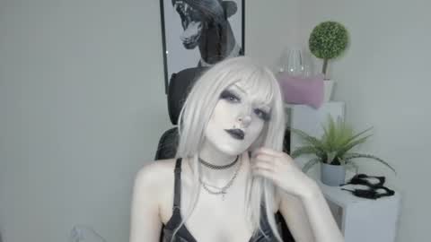 Snapshot of nika_dream1 chatting on July 22, 2026, 12:41 pm Nika online show from July 22, 2026, 12:41 pm