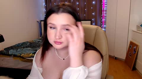 Snapshot of nikaking22 chatting on December 8, 2024, 11:40 pm nikaking22 online show from December 8, 2024, 11:40 pm