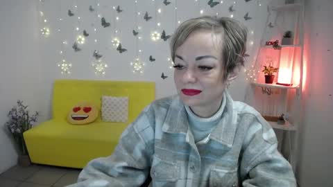 Nika online show from May 4, 2026, 5:25 am