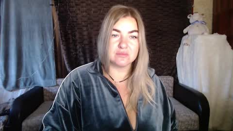Nika online show from October 14, 2025, 3:40 am