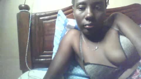 niki303424 online show from February 3, 2026, 6:46 pm