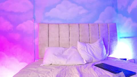    online show from April 12, 2026, 2:05 am