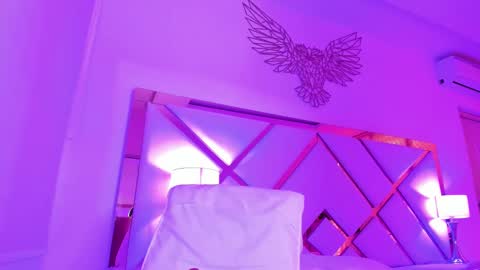 Snapshot of nikii_white chatting on February 2, 2025, 2:13 pm nikii_white online show from February 2, 2025, 2:13 pm