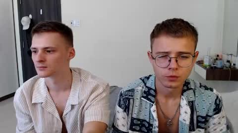nikikerry_cum_ online show from May 4, 2026, 8:10 am