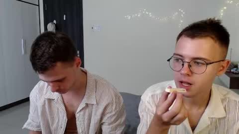 nikikerry_cum_ online show from June 6, 2026, 9:25 am