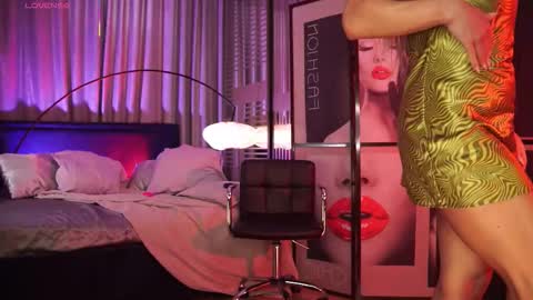 Nikki online show from October 17, 2025, 12:08 pm