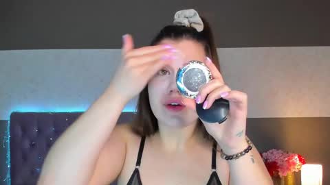 Nikki online show from February 19, 2026, 6:53 am