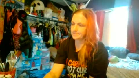 Nikkie online show from June 21, 2026, 8:44 pm
