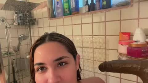 Nikkinotnicki00 online show from June 22, 2026, 10:18 pm