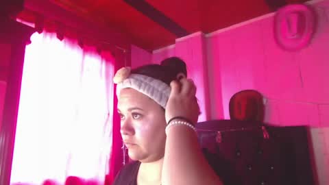 Nikkirous online show from May 1, 2026, 3:38 pm