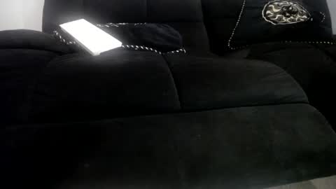 Niquita Sparkles online show from November 12, 2025, 5:13 pm