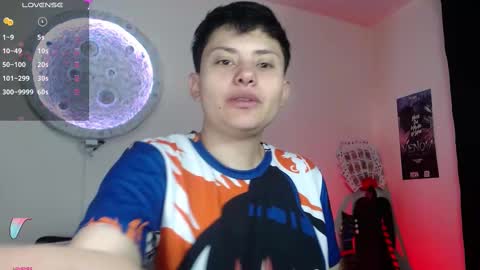 Nikky online show from March 10, 2025, 1:21 pm