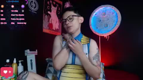 Nikky online show from June 26, 2026, 1:26 pm