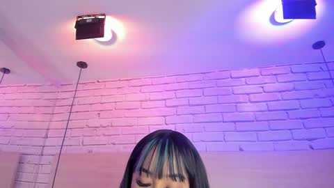 Nikky Dean online show from October 25, 2025, 3:36 am