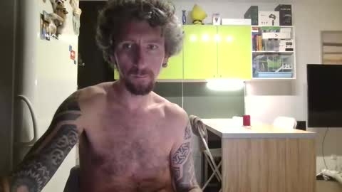 niknik39 online show from November 2, 2025, 10:45 pm