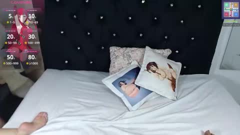 nikol_winick online show from November 19, 2025, 9:09 am