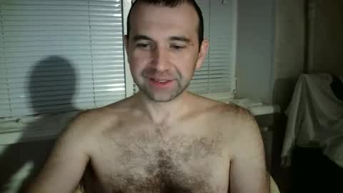 nikolas_vaz online show from November 26, 2025, 10:33 pm