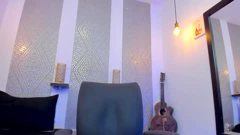    online show from December 10, 2024, 4:34 am