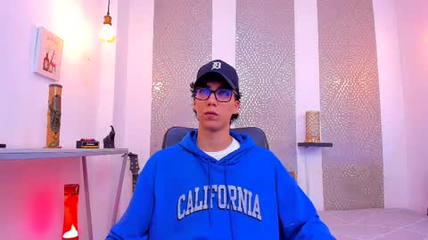    online show from October 19, 2025, 4:46 am