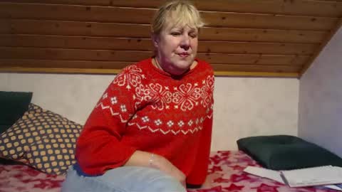 Nikole1 online show from February 18, 2025, 3:10 pm