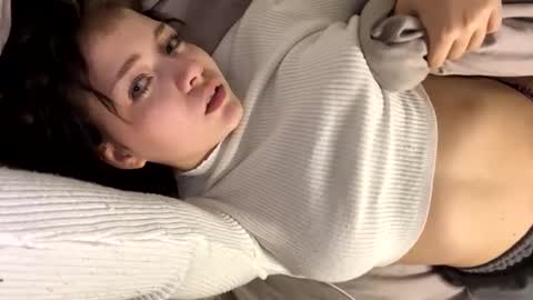 nikoli_naw online show from March 5, 2025, 8:32 pm