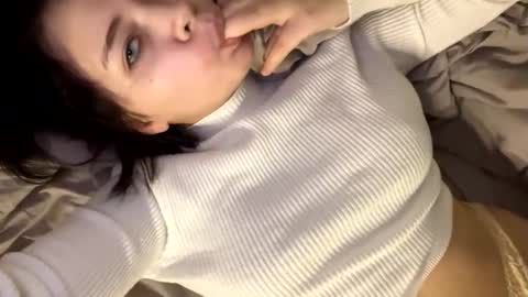 nikoli_naw online show from March 9, 2025, 8:10 pm